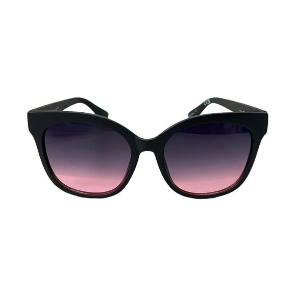 Quay Australia It\'s My Way Sunglasses Matte Black Pink Fade main image 5